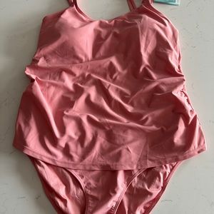 Kindred Braveley tankini maternity and nursing swimsuit nwt. Size XL Shell Pink